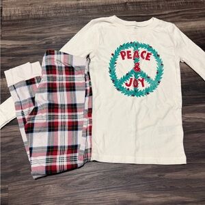 ✨3 for $15✨ Kids Unisex Holiday 'Peace & Joy' Plaid Pajama Set - White & Red
